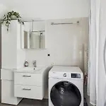 2 Bedroom Pet Friendly In
