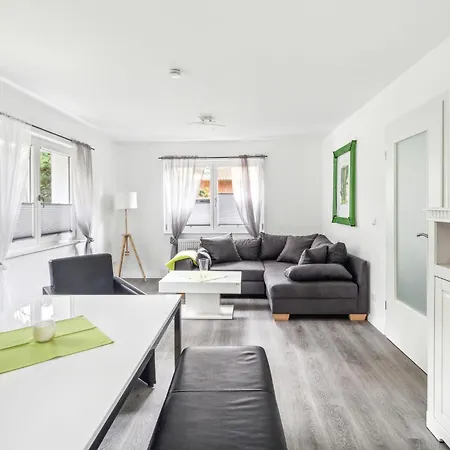 2 Bedroom Beautiful In Вандлиц