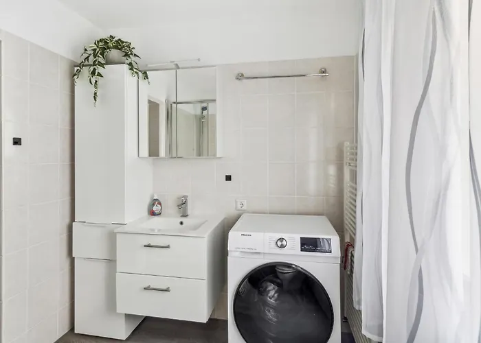 2 Bedroom Beautiful In